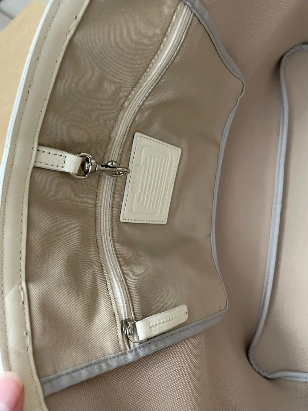 Coach elegant large